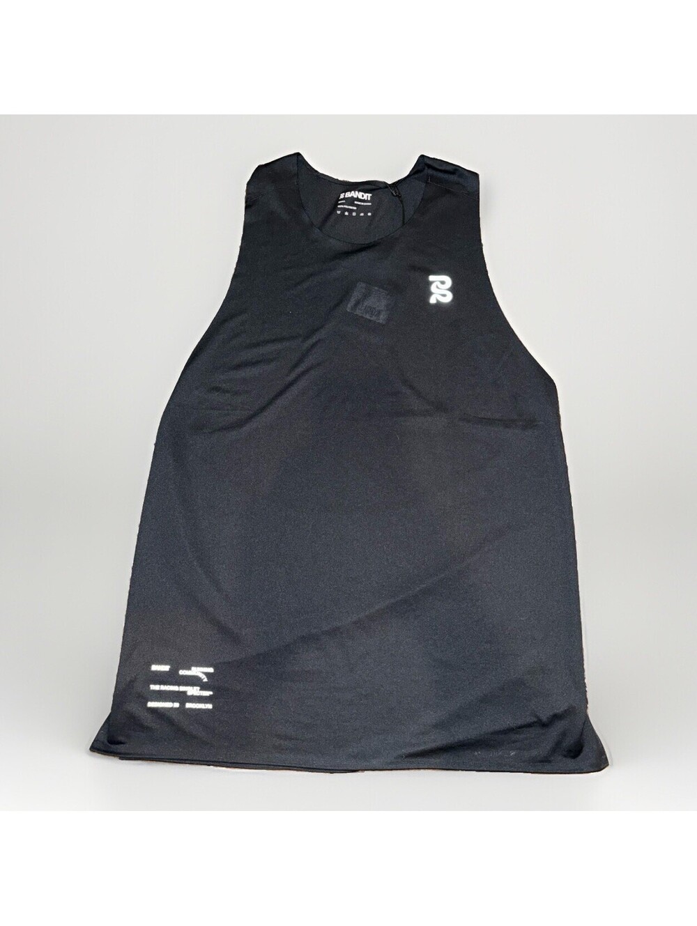 BANDIT RUNNING MEN’S Club & Crew 26 Blank Singlet with Logo SMALL black NEW